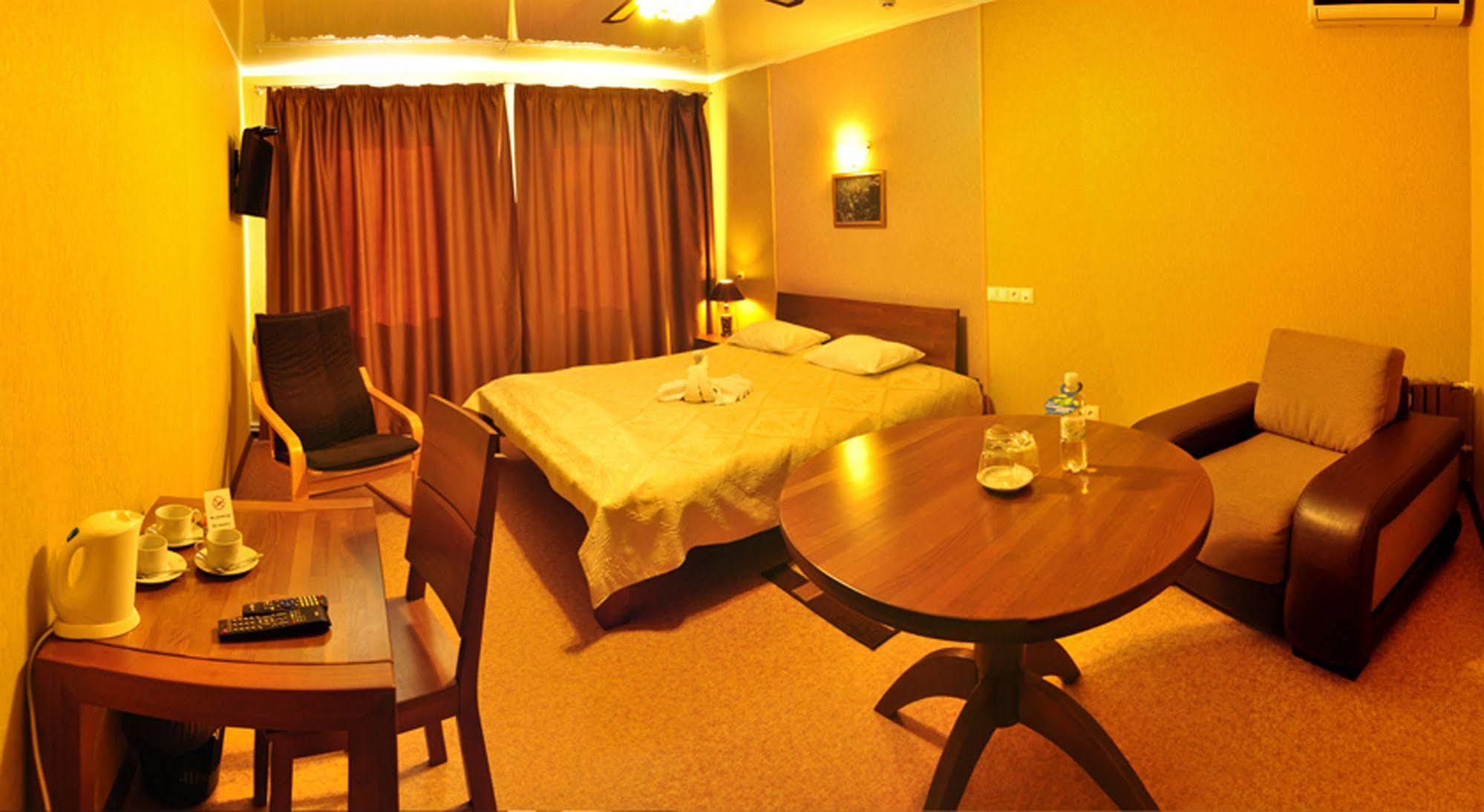 Hotel An-2 Charkov Exteriér fotografie